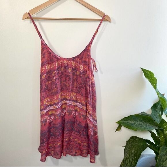 Kimchi Blue boho red patterned mini dress size xs - Picture 7 of 9